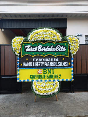 Papan Bunga Duka di Tuguwaji