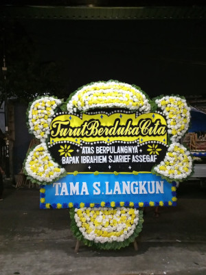 Papan Bunga Duka di Tuguwaji